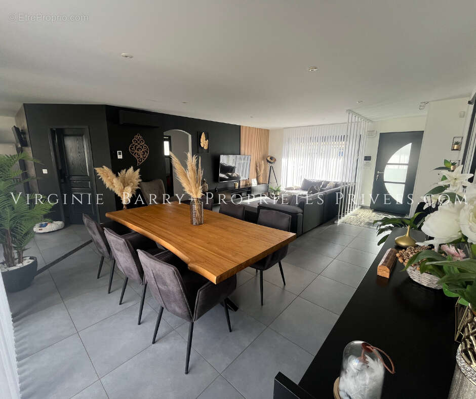 Maison à TONNAY-CHARENTE