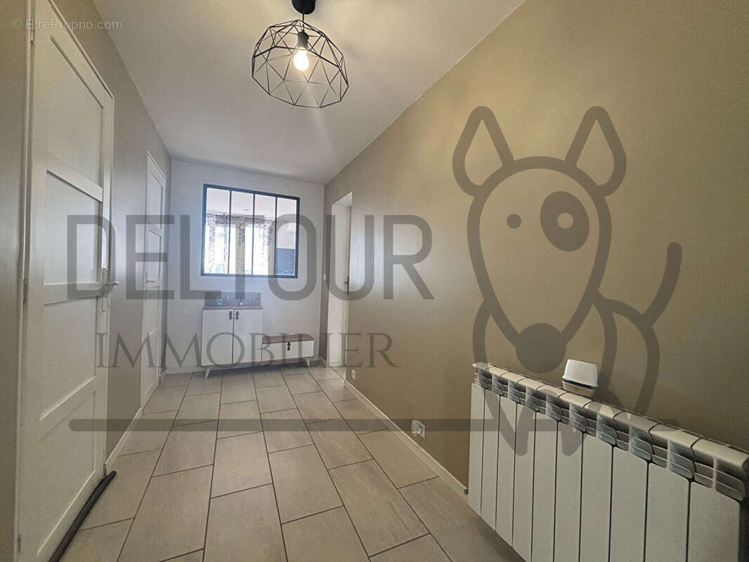 Maison à COULOMMIERS