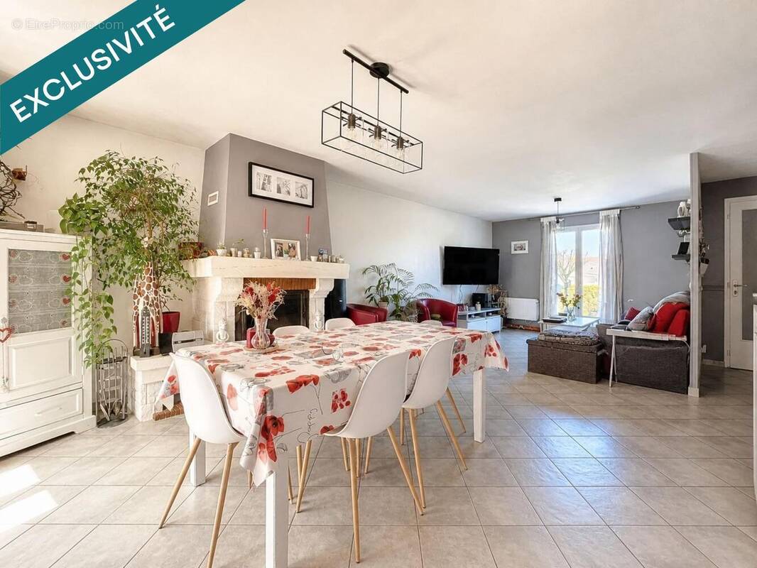 Photo 1 - Maison à BALLAN-MIRE