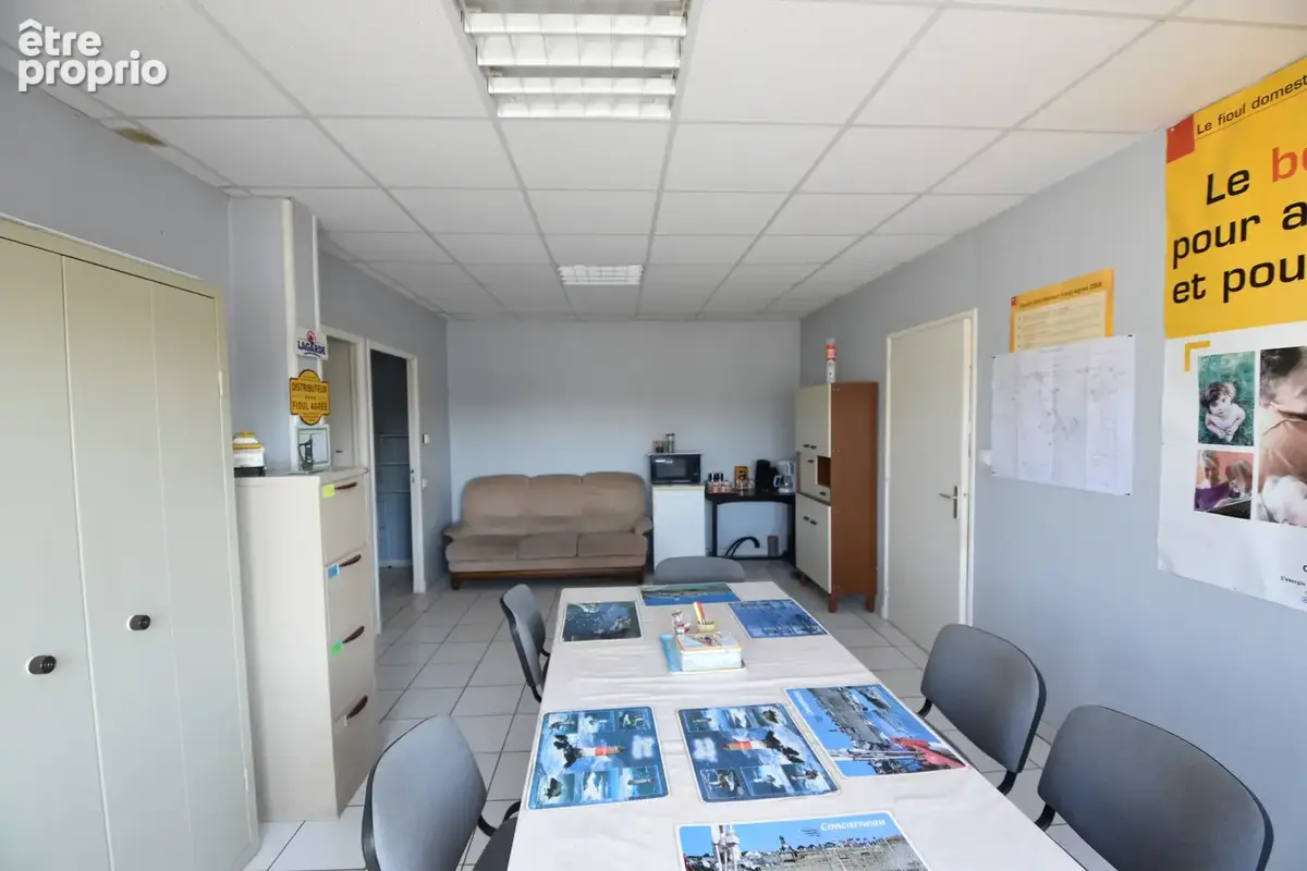 Bâtiment industriel en viager occupé à Gueugnon par Monsieur 71 ans - photo 10