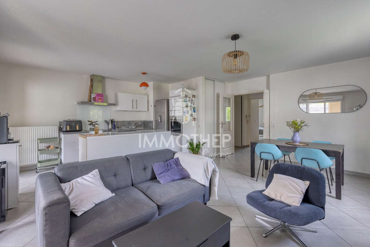 Appartement à GIERES