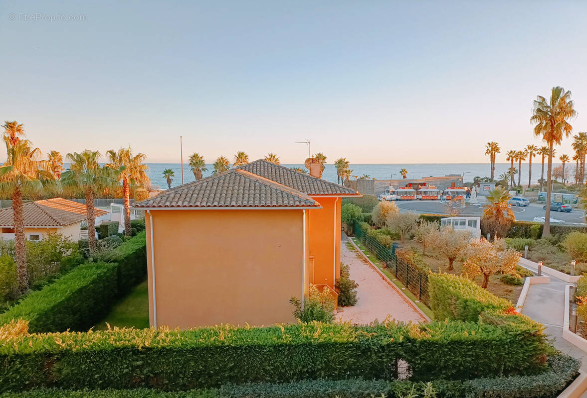 Appartement à FREJUS