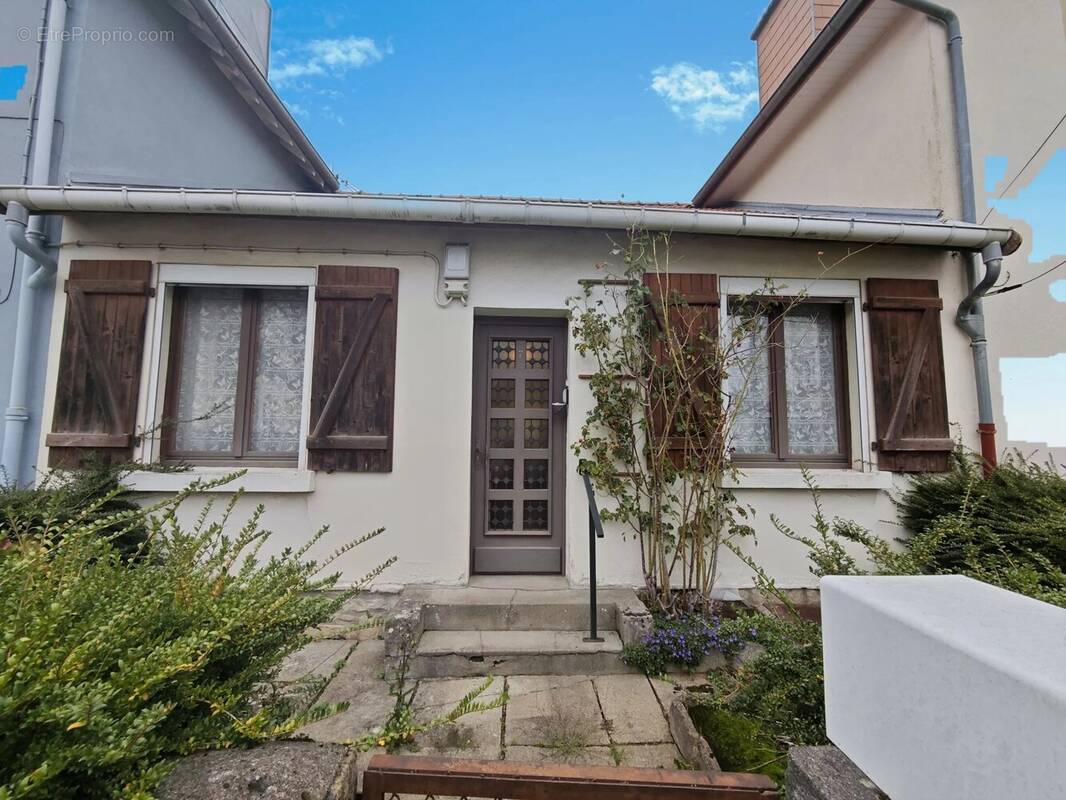 Maison à MERCY-LE-BAS