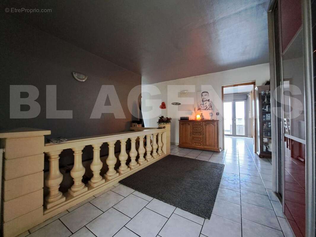 WhatsApp Image 2025-09-26 at 09 - Maison à FRESNOIS-LA-MONTAGNE