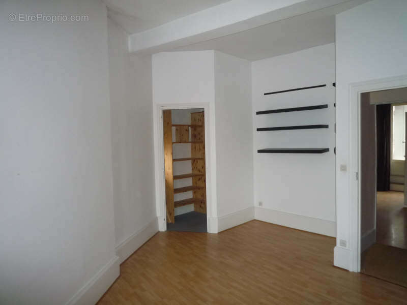 Appartement à MOULINS