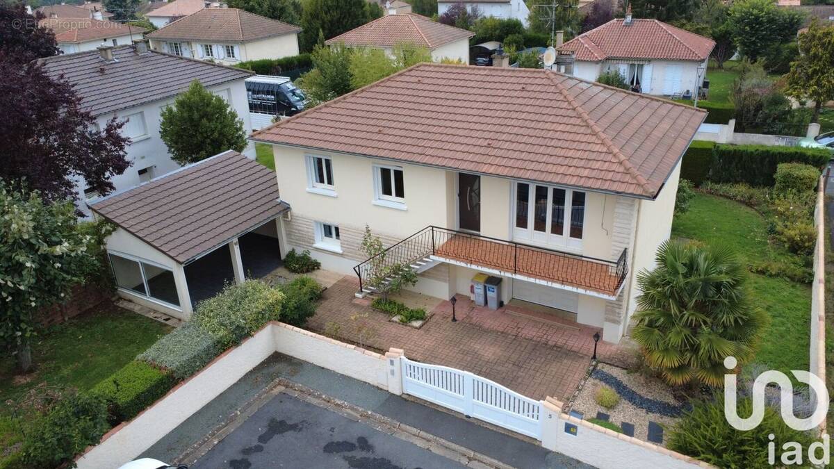 Photo 1 - Maison à BUXEROLLES