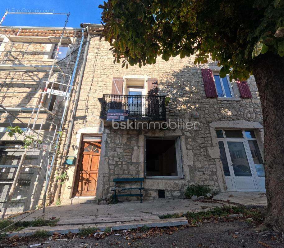 Maison à SAINT-REMEZE