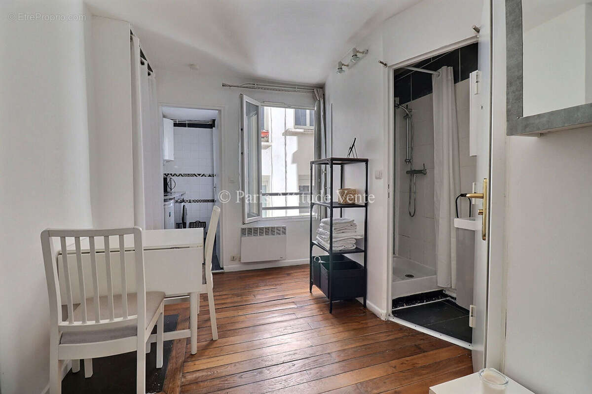 Appartement à PARIS-18E