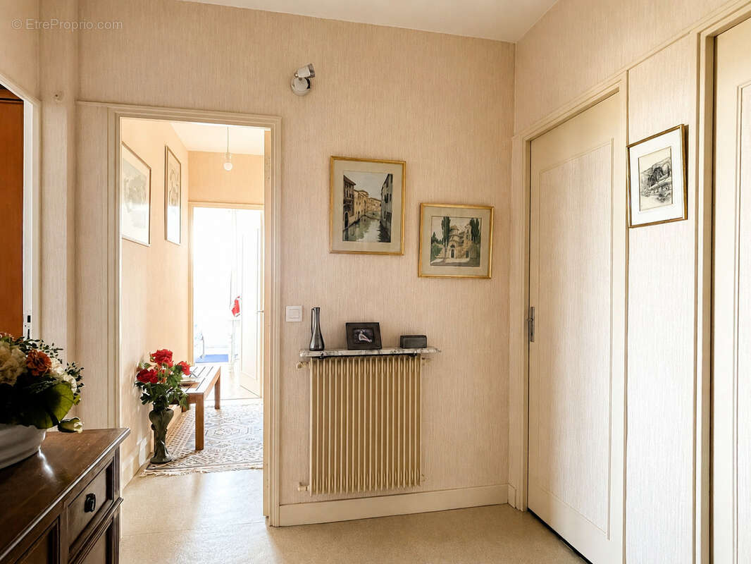Appartement avec garage et cave - photo 12