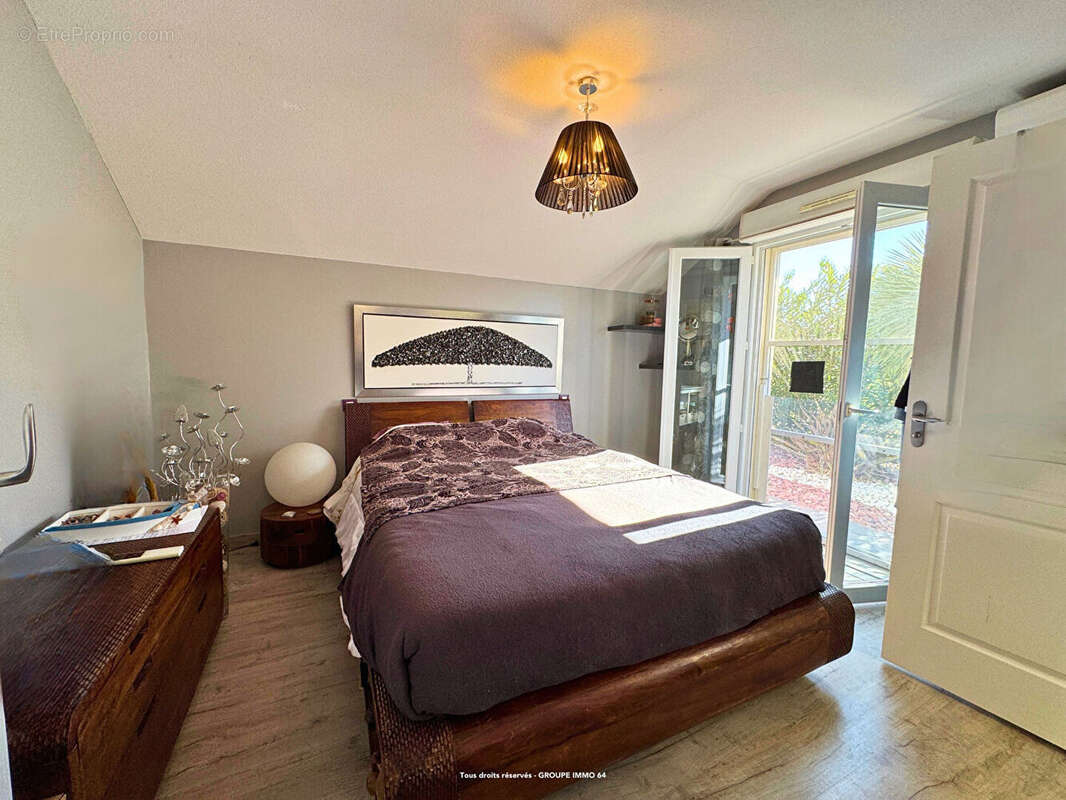 Maison à SERRES-CASTET