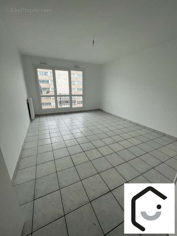 Appartement à GARGES-LES-GONESSE