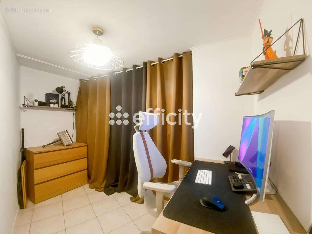 Appartement à MARSEILLE-13E