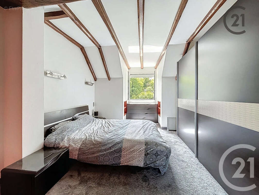 Maison à VAL-DE-VESLE