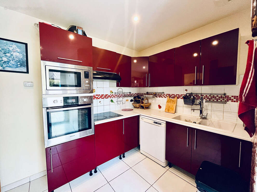 Maison à LA CHAPELLE-SAINT-MESMIN