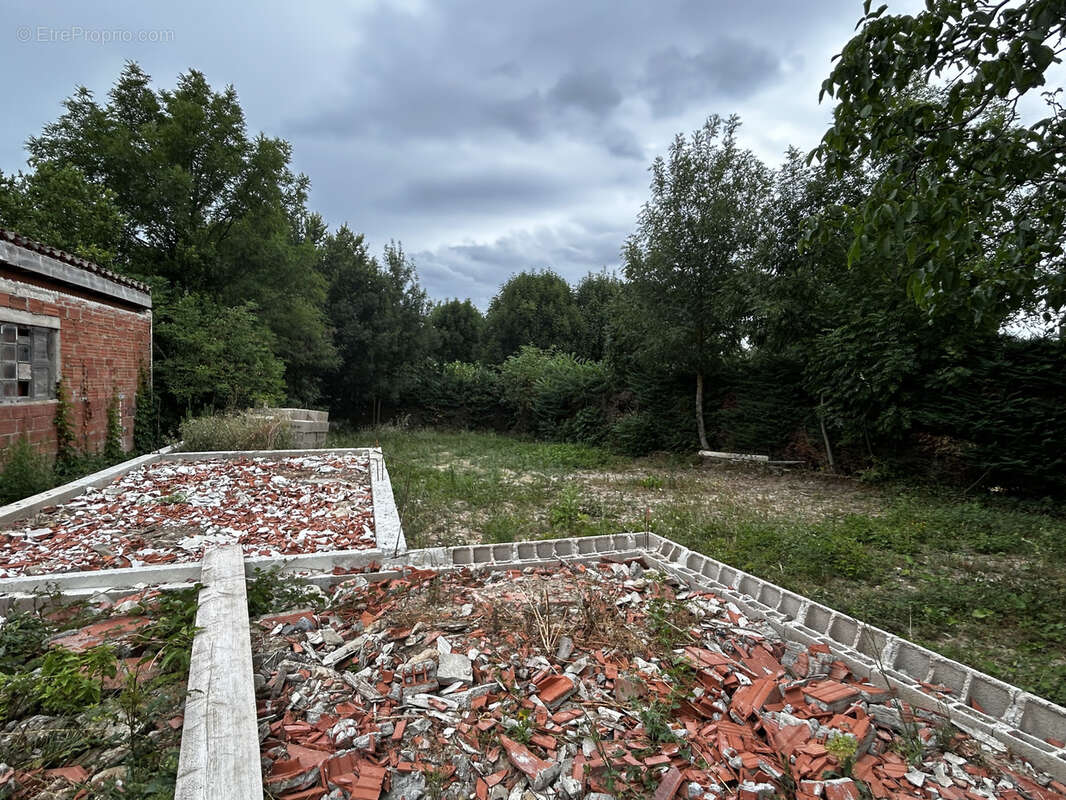 Maison à LABRUGUIERE