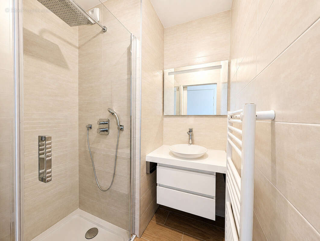 Appartement à MARSEILLE-8E