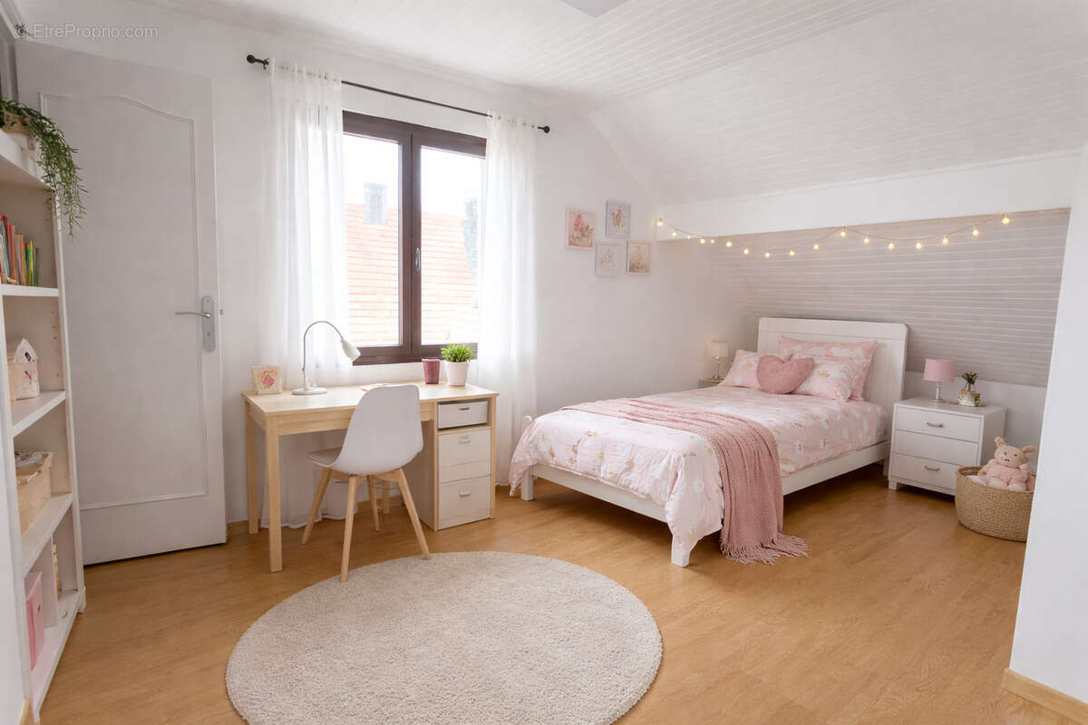 Maison à OZOIR-LA-FERRIERE