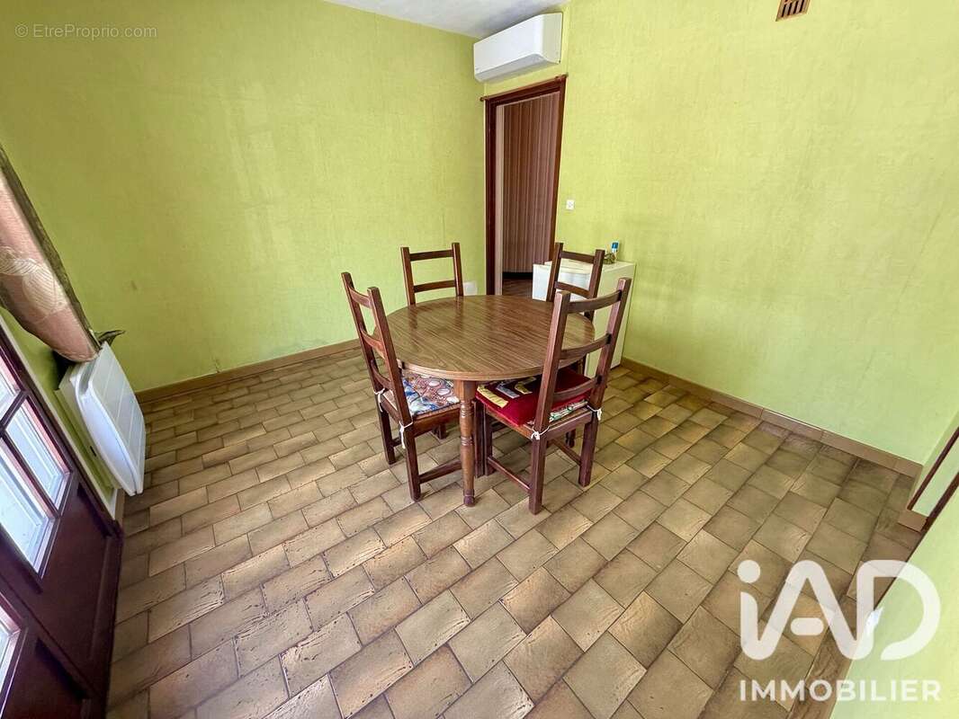 Photo 7