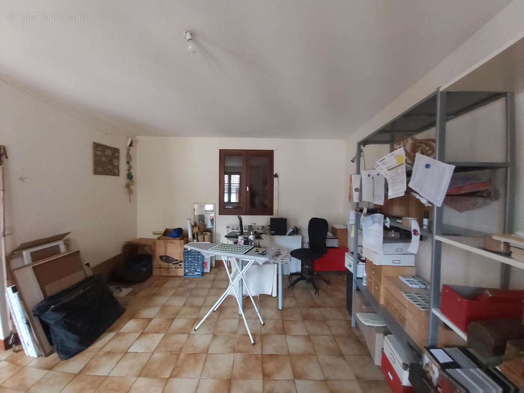 20210727_162820 - Commerce à NONTRON