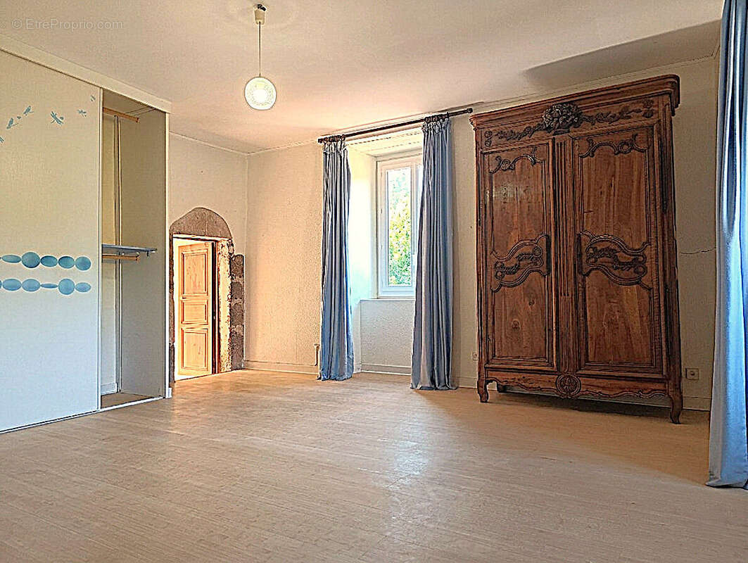 Charmante maison  en pierre F5 avec terrain - photo 11