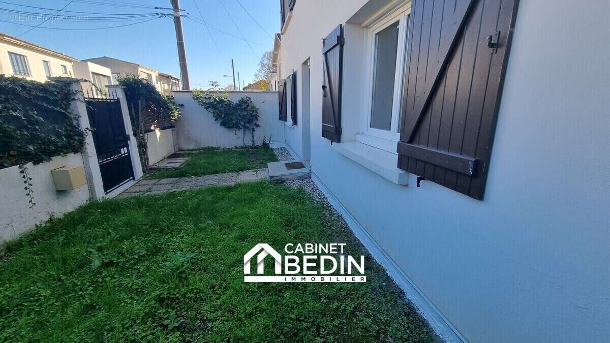 Appartement à BORDEAUX