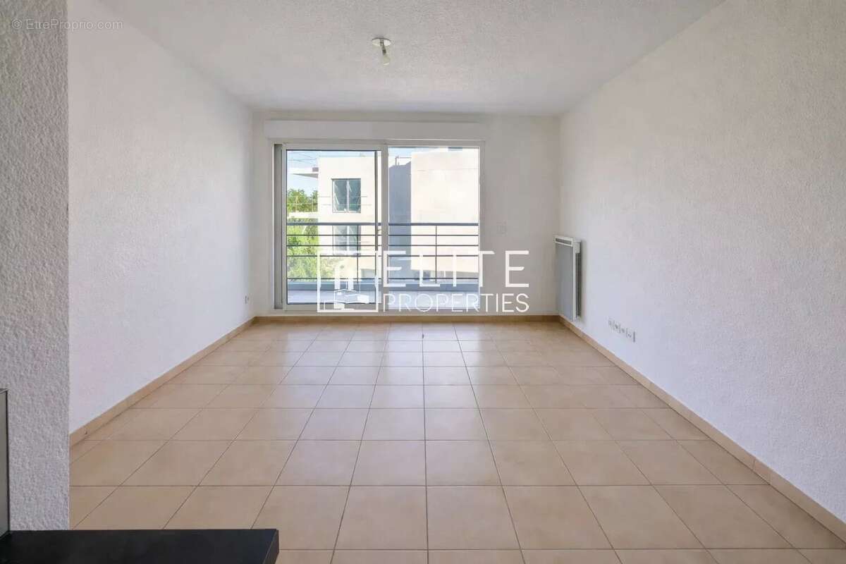 Appartement à PEYMEINADE