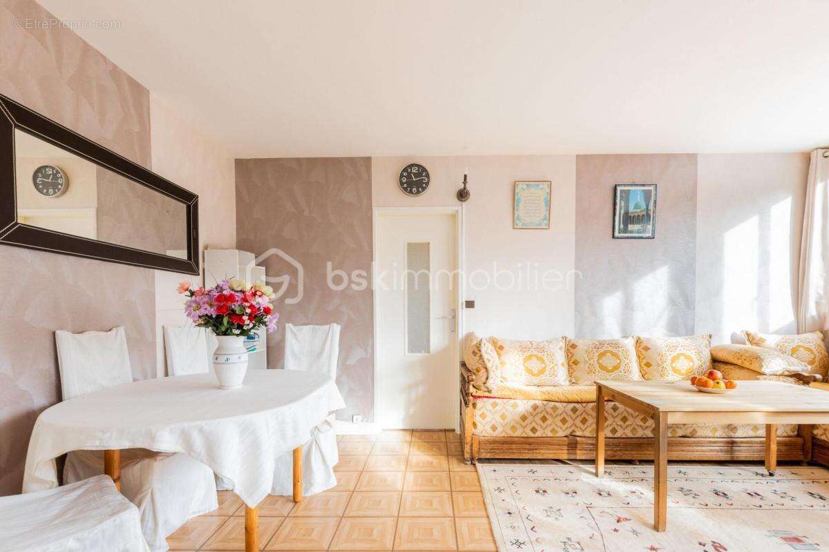 Appartement à SAVIGNY-SUR-ORGE