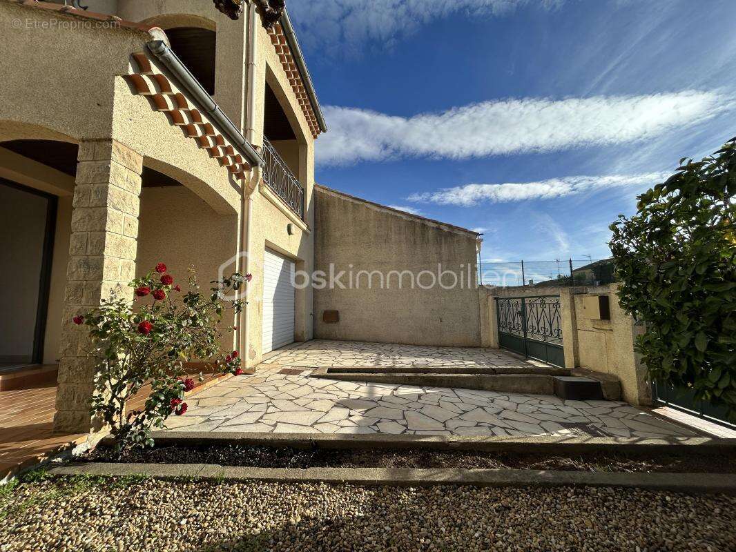 Maison à LIGNAN-SUR-ORB