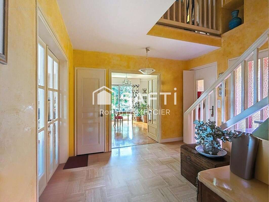 Photo 8 - Maison à SAINT-AVE