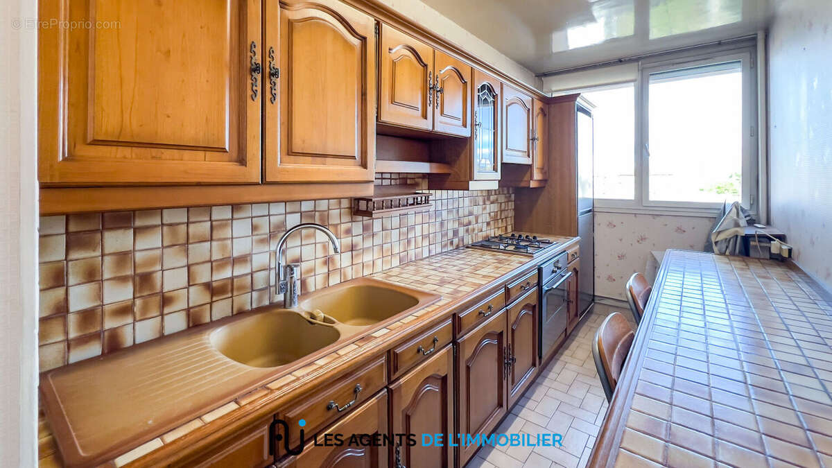 Appartement à NANTERRE