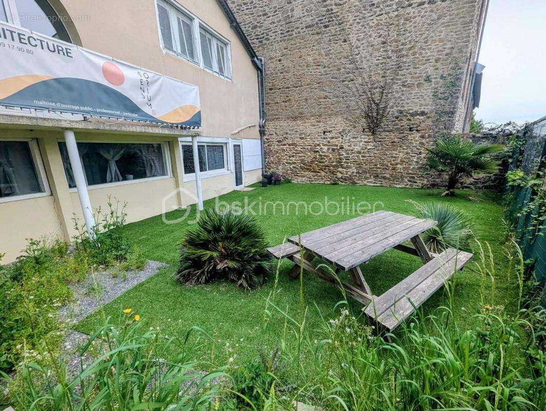 Appartement à FOUGERES