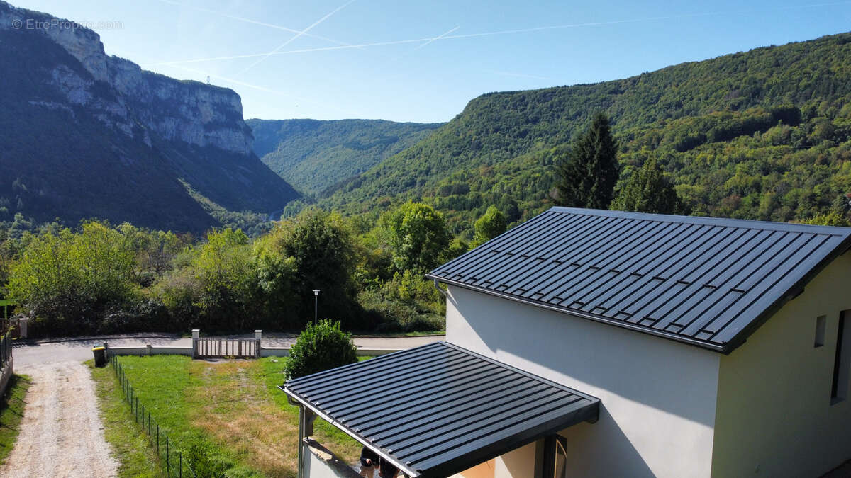 Maison à TENAY