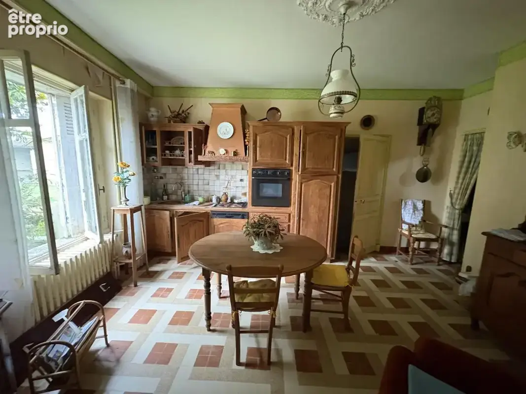 Maison 190 m² à Saint-Hilaire-La-Palud  - photo 3