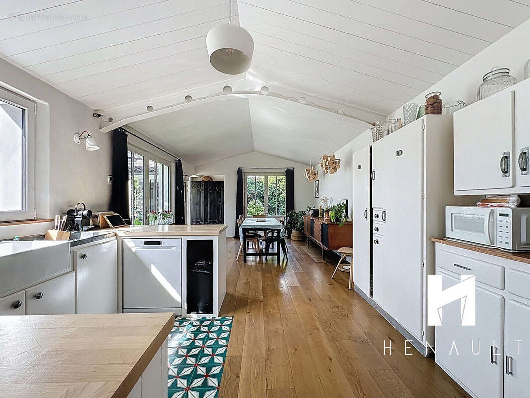 Maison à LA COUARDE-SUR-MER