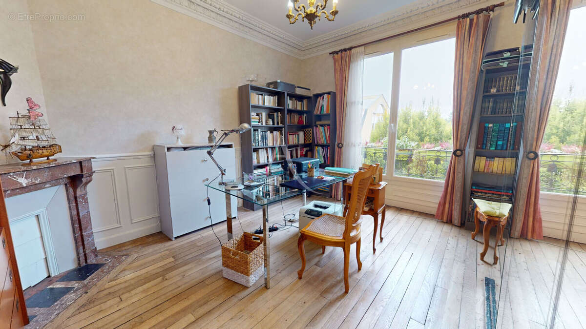 Appartement à VILLEMOMBLE