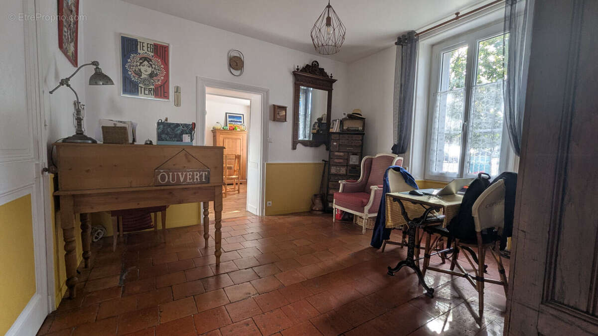 Maison à TONNAY-CHARENTE