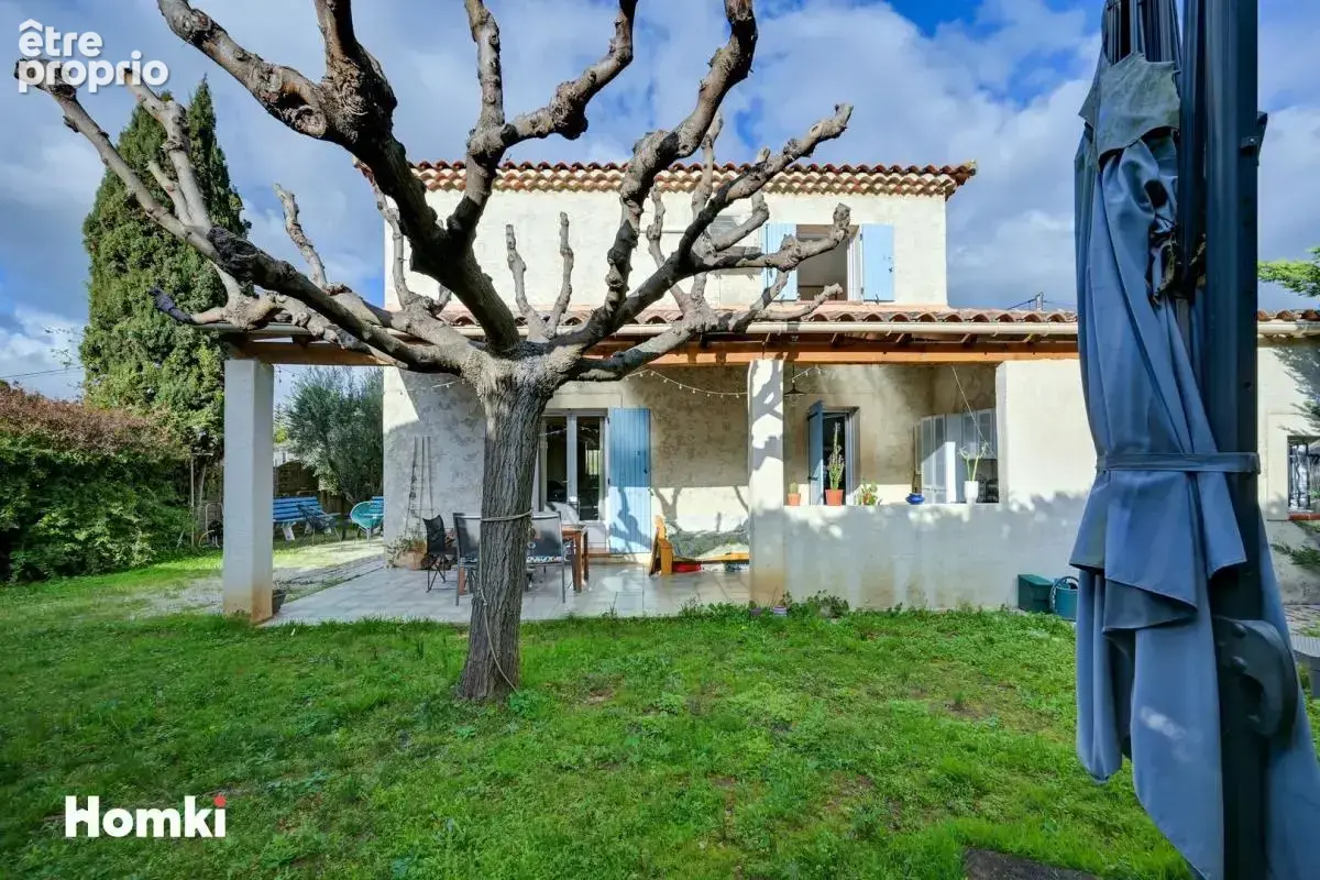 Maison/Villa T5 de 120 m² à Plan-de-Cuques 13380 - photo 2