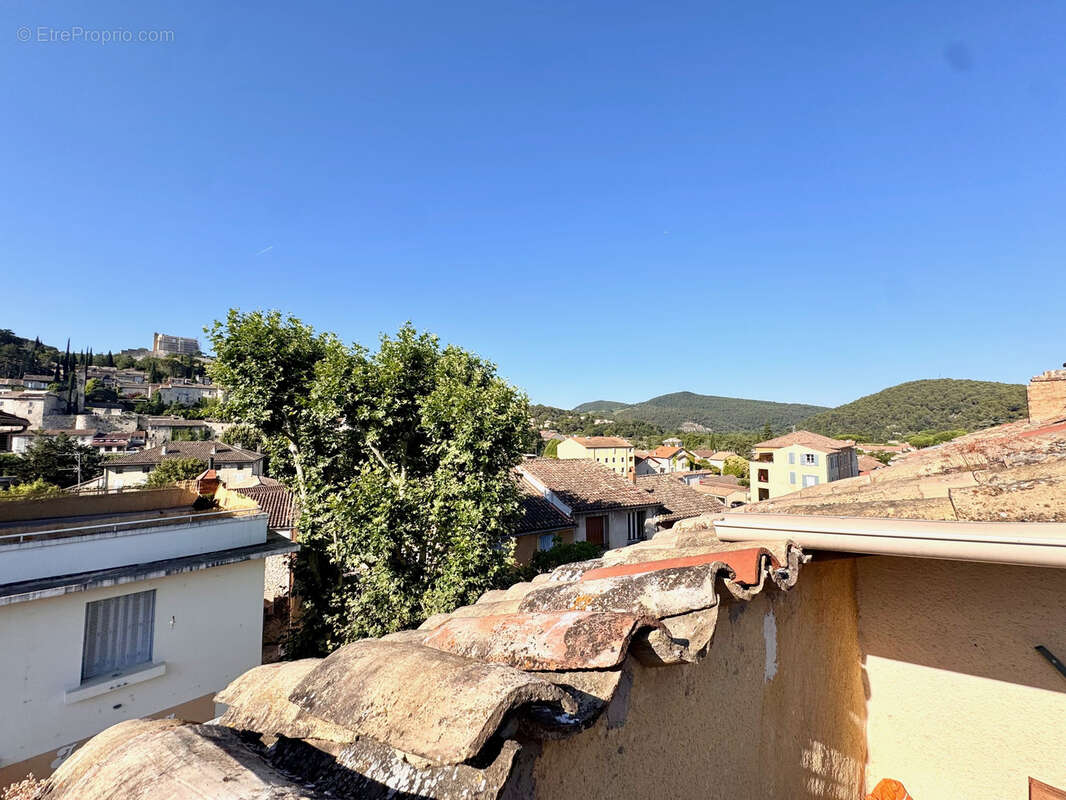 Vaison centre - appt t3 avec terrasse et vue - photo 16