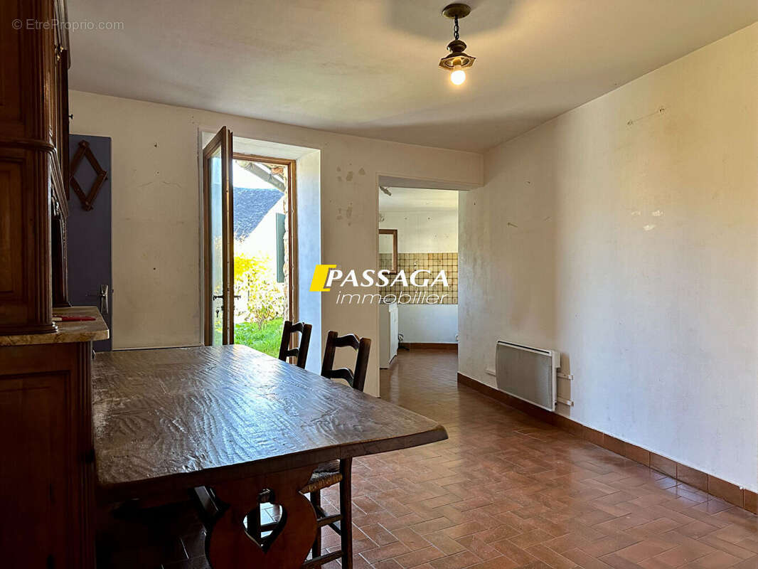 Maison à SEVERAC-LE-CHATEAU