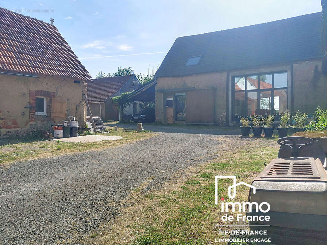 Maison à ILLIERS-COMBRAY