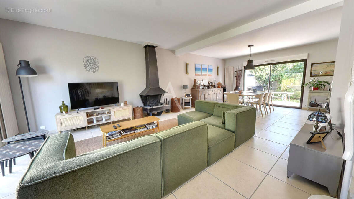 Maison à BRY-SUR-MARNE