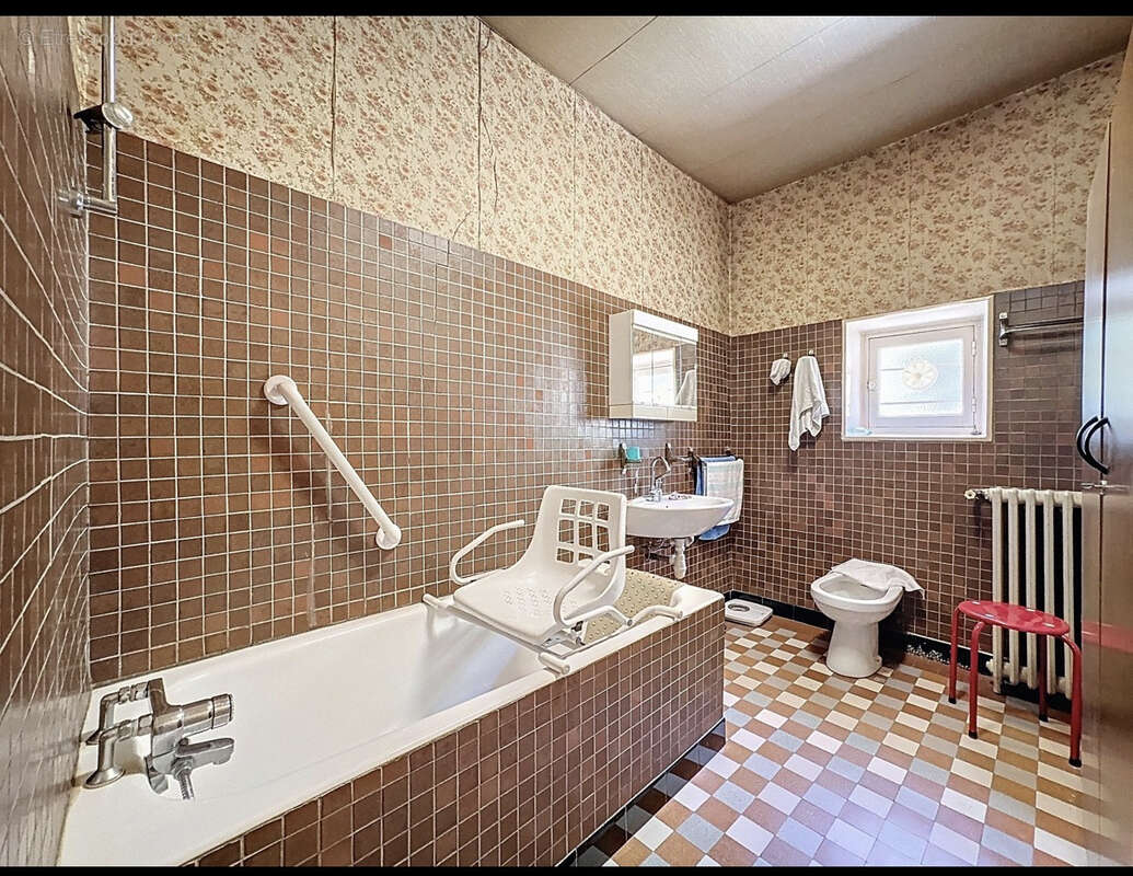 Maison à SAINT-MARTIN-D'HERES