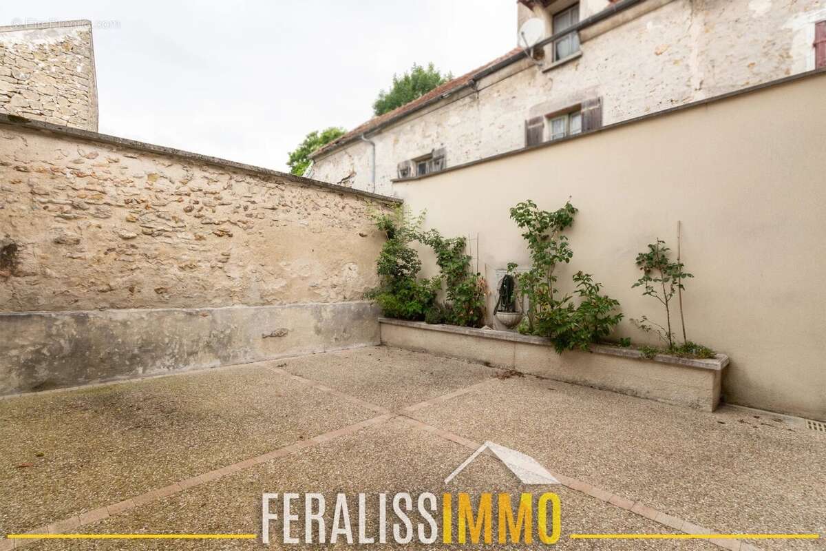 Maison à COURDIMANCHE
