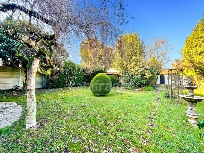 Maison à vendre 7 pièces CONFLANS SAINTE HONORINE (78) - photo 13