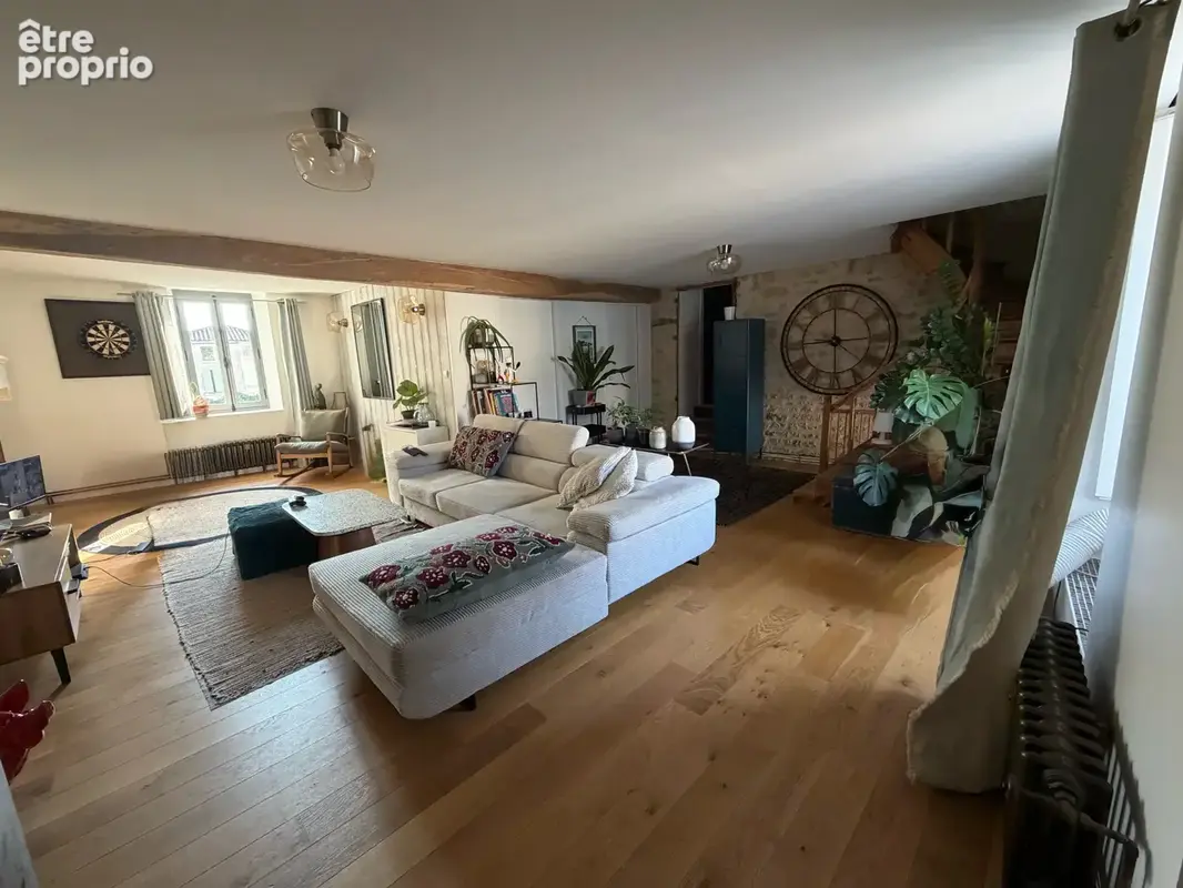 Maison en pierre centre bourg de coulon - photo 2