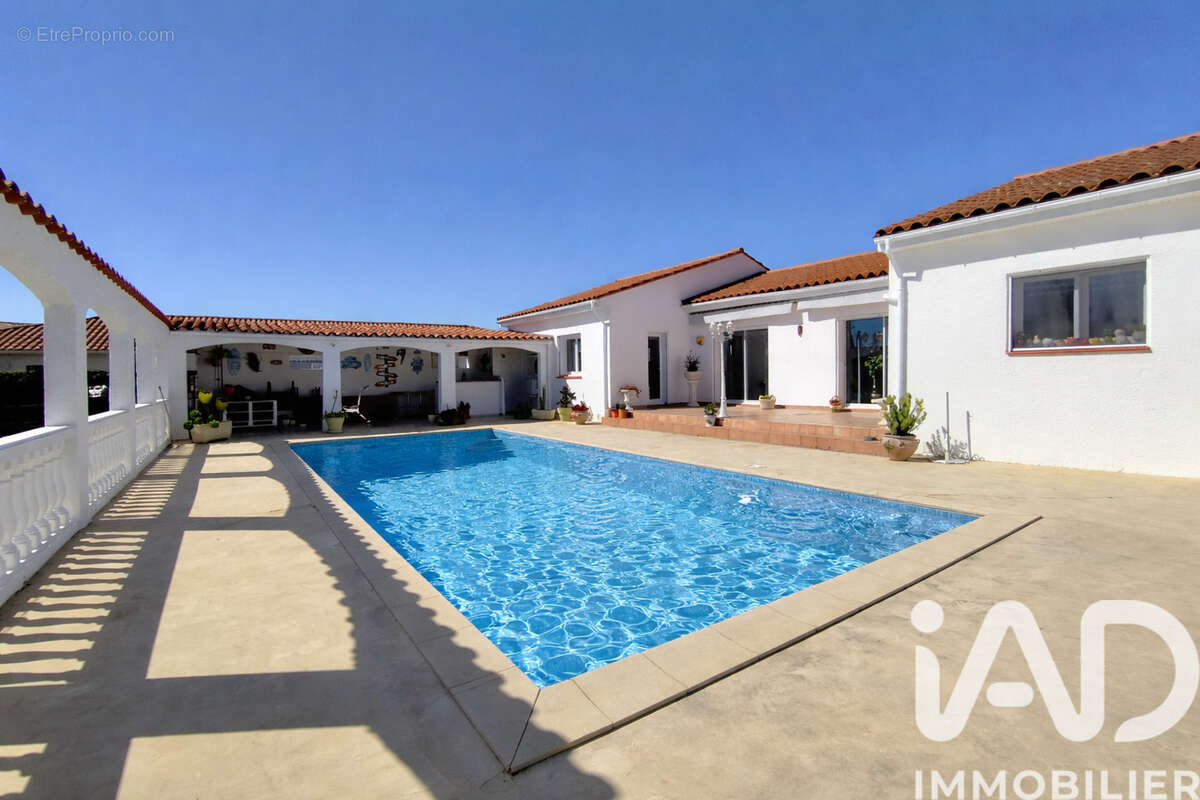 Photo 1 - Maison à SALSES-LE-CHATEAU