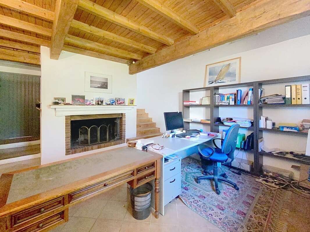 Appartement à GATTIERES