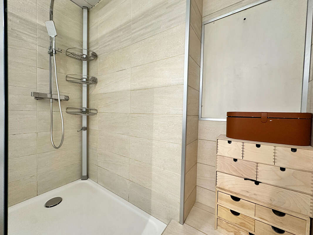 Appartement à MARSEILLE-7E