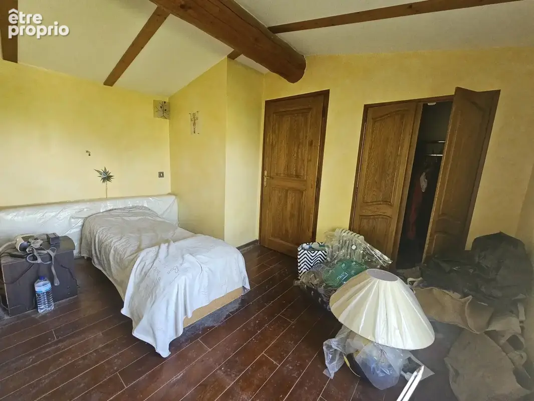 Montélimar - maison sur 2 niveaux a finir de rénover - photo 6
