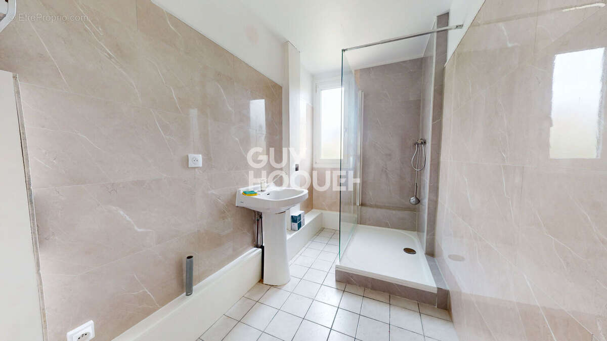 Appartement à TAVERNY